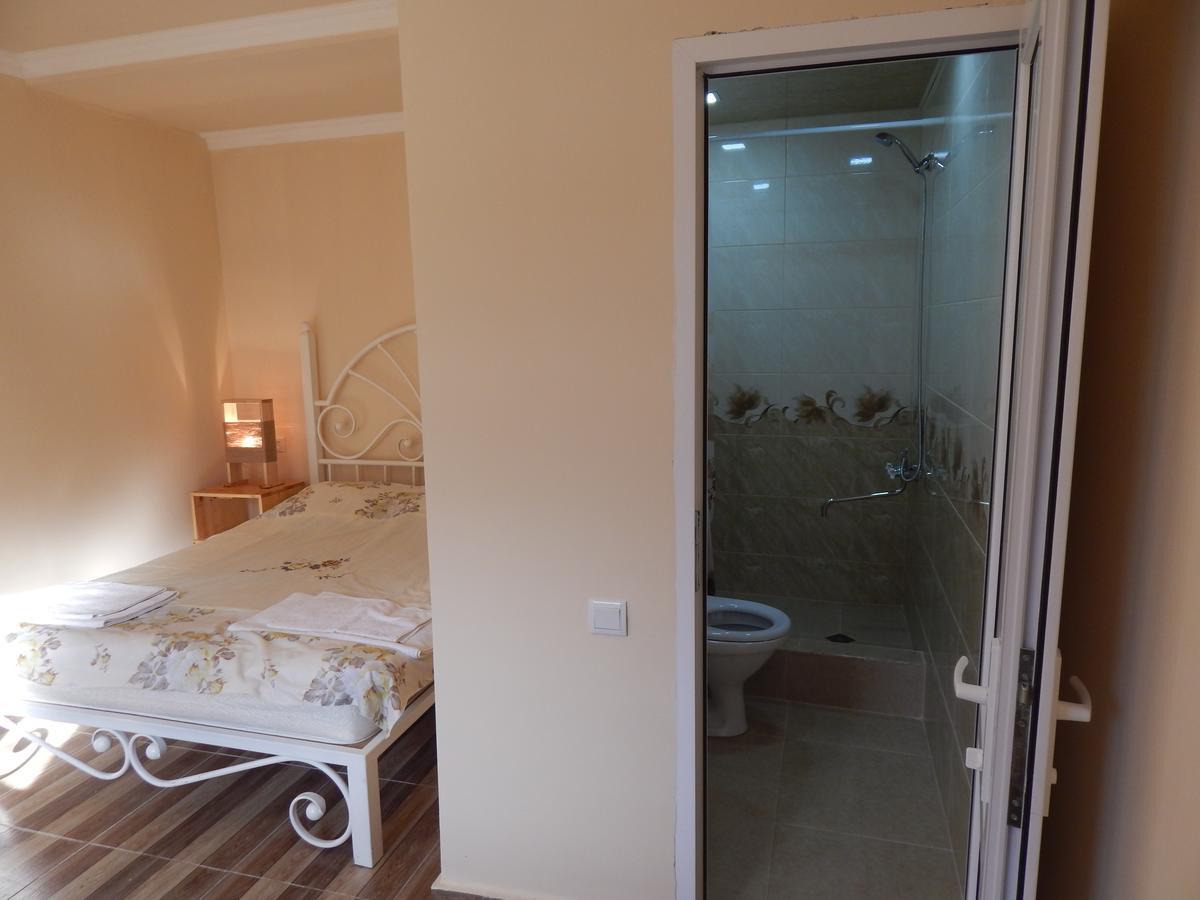 Arami Guest House 迪利然 外观 照片